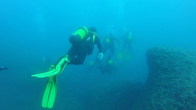 en el fondo del mar