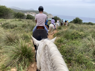 res_o-64334-rutas-a-caballo_de_lioret-jennyfer_17463532493954.jpeg