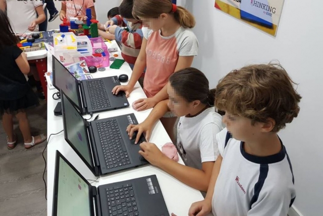 Activity with computers 