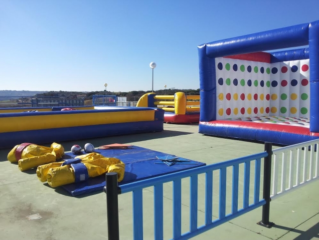 Inflatable play area 