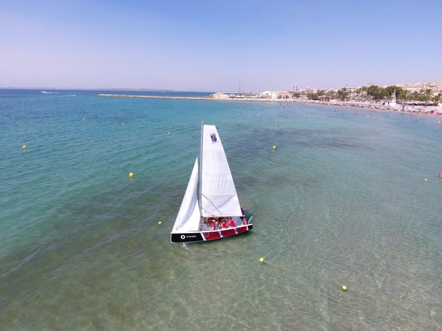 Aprendiendo vela en Santa Pola