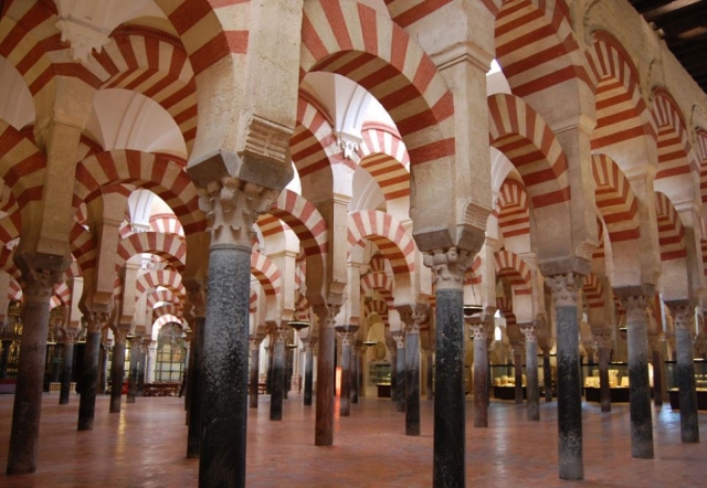 Interno della Moschea di Cordoba 