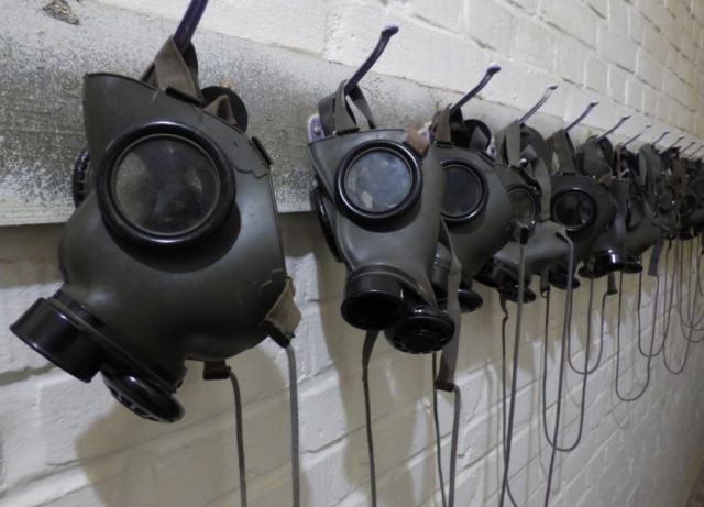 e-19745943-mascaras-de-gas-antiguas15126570831502.jpg