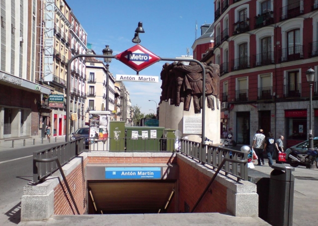  Anton Martin Metro 