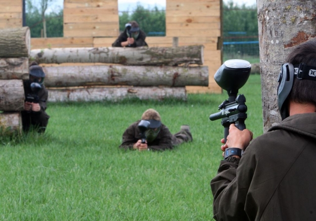  Zielen beim Paintball-Spieler in Sant Pere 