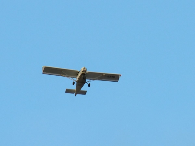 e-19746235-avioneta-en-el-cielo15138605447166.jpg