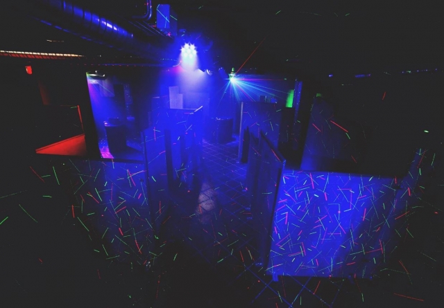 Campo de juego con iluminacion especial
