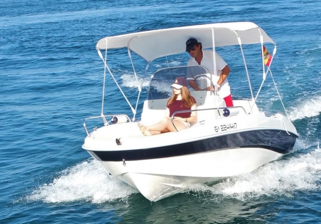  Boat Remus 450 Without title 