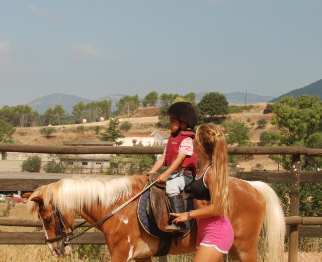Clases en el campamento.