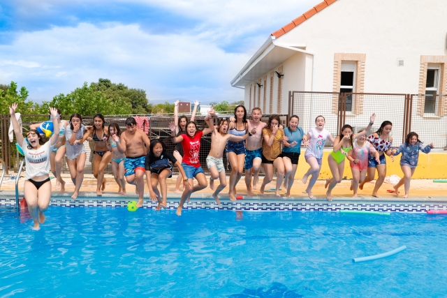 Juegos en piscina