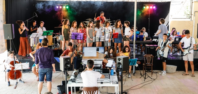 Alumnos del campamento de música