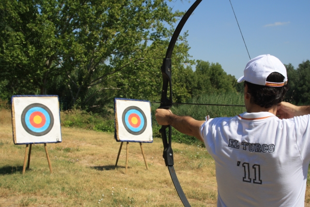 Sesion de tiro con arco exterior en Aranjuez