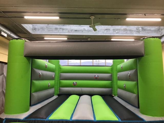  Inflatable challenge in Donostia 