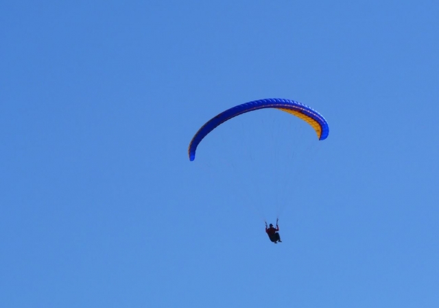  Paraglid in den Himmeln von Avila 