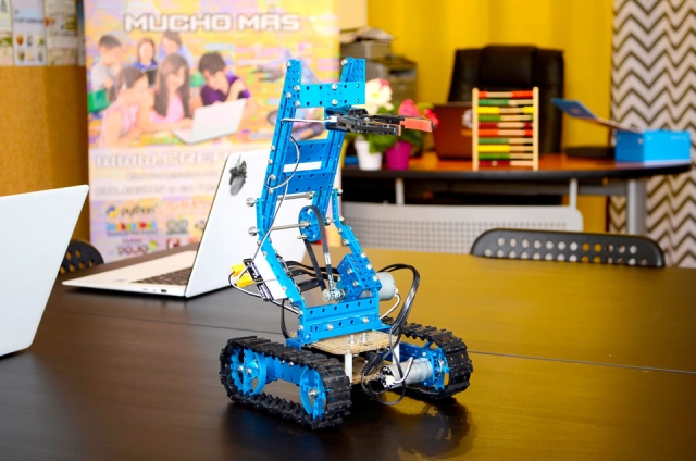 Robotica en el campamento de Valladolid
