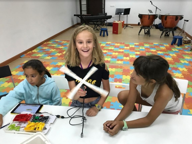 Robotica en el campamento en Merida