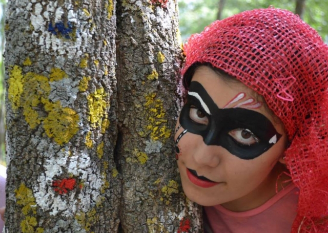 Alumna con mascara campamento Salamanca