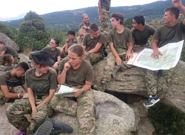 Participantes del campamento militar en Madrid