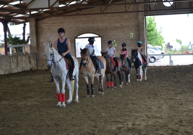  Etudiants d'équitation à El Catllar 