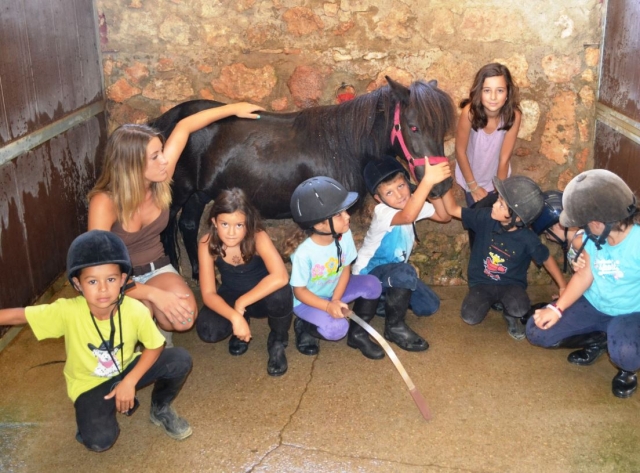  Groupe de camp équestre à le Catllar 