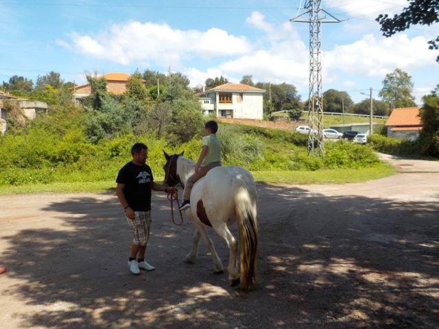  Horse ride by the reins in La Tejera 