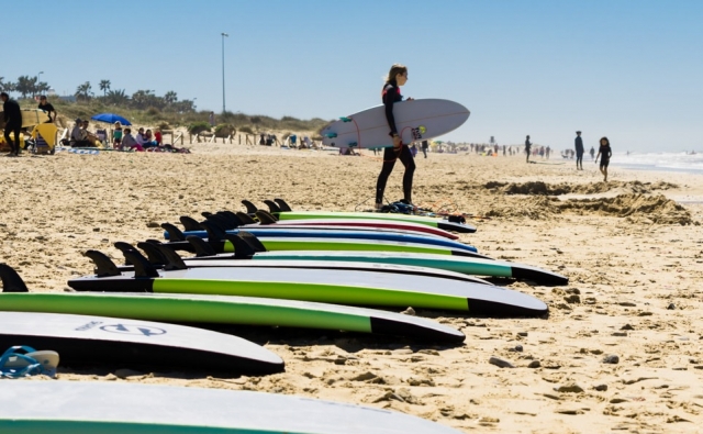 Surfeamos en playas paradisiacas