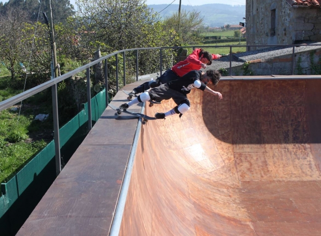e-19747991-skate-en-la-surfhouse-de-villaviciosa15246685391130.jpg