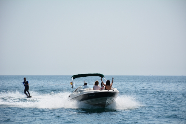 Wakeboard tras la lancha