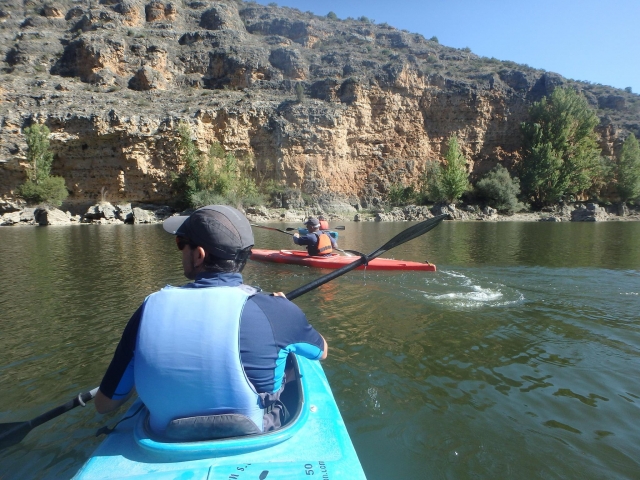 Travesia en canoa en grupo