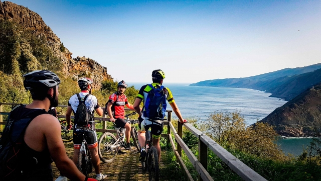  Radfahrer in Donostia 