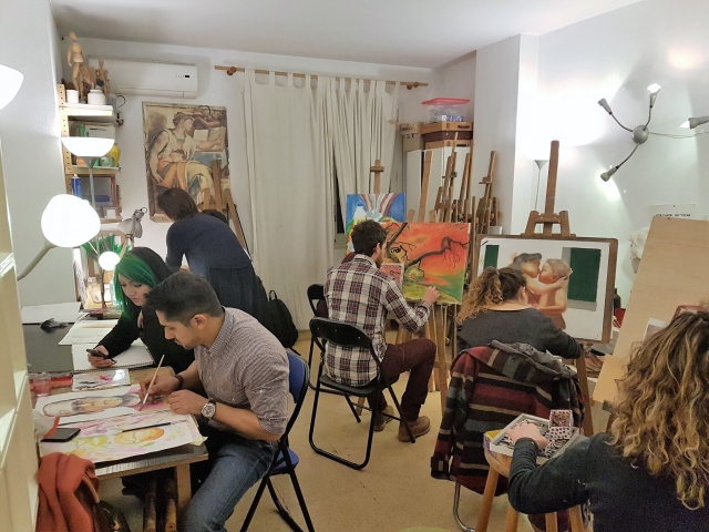 Clase de dibujo para adultos