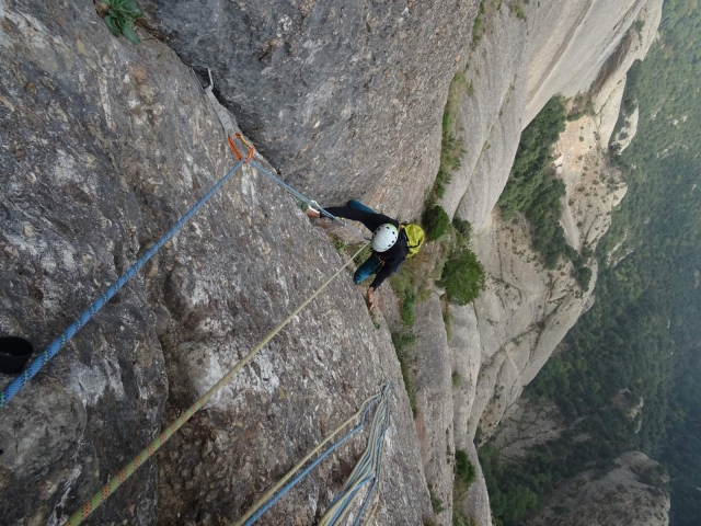  Arrampicata verticale 