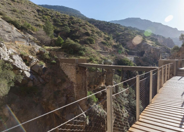 Pasarelas de madera en Ardales