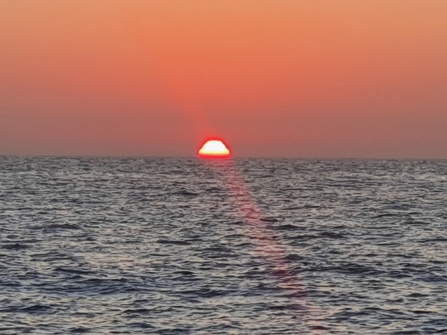  为派对装饰船只 