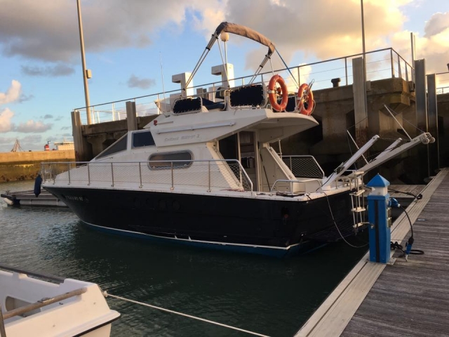 Barco en el puerto de Chiclana