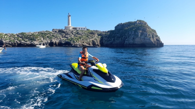  Umrundung des Leuchtturms von Santander mit dem Jetski 