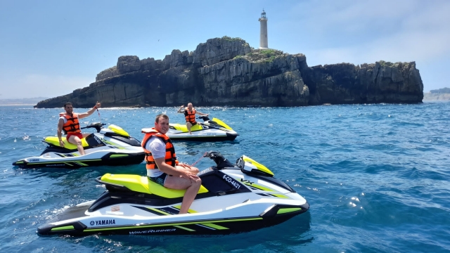  Besichtigung des Leuchtturms von Santander mit Jetskis 
