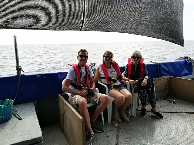 Disfrutando del barco de pesca profesional