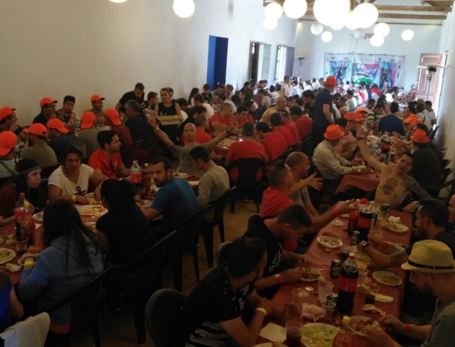  Lunch with menus for groups 