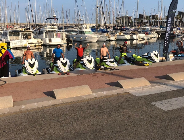 Esperando la salida en el Puerto de Badalona