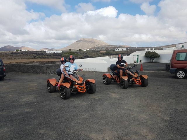  Piloting quads around the island of Lanzarote 