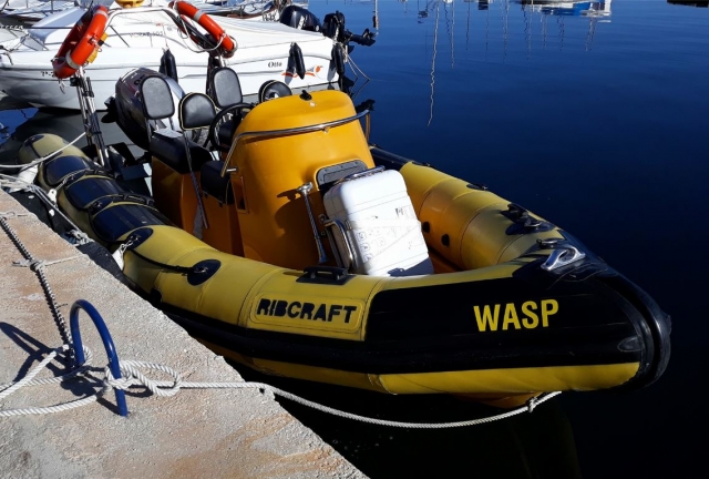 Barco para las clases en Altea