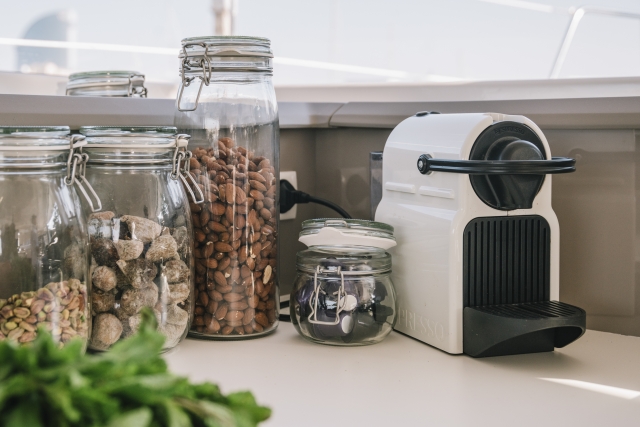  Kitchen details 