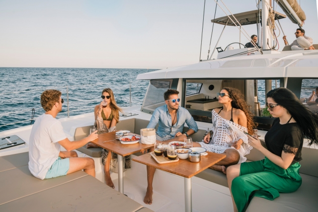 rent-catamaran-groups-barcelona.jpg 
