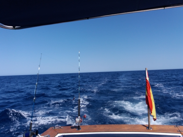  Vagues derrière le bateau 