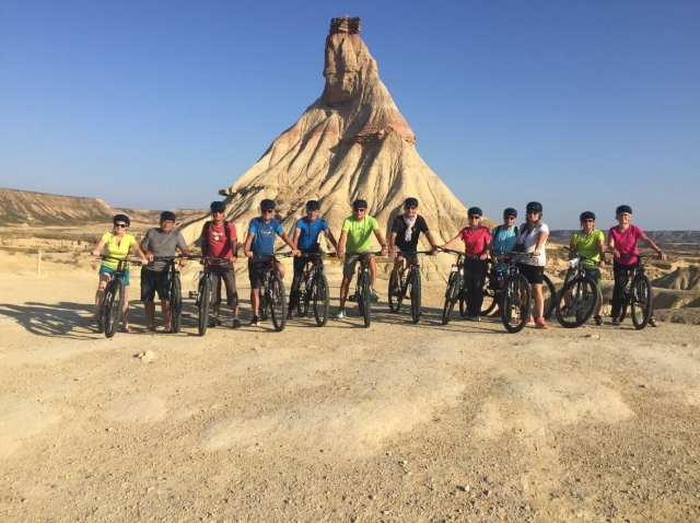 Grupo desde Francia en las Bardenas