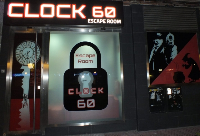  夜间密室逃脱展示 