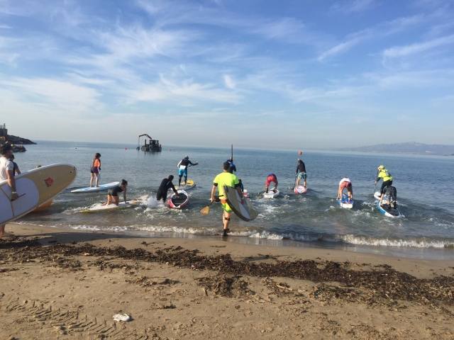 Entrando en el Mediterraneo con las tablas de sup