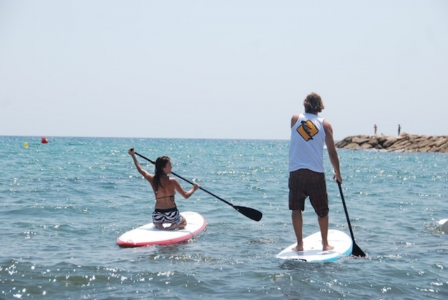 Junto con el profesor en una clase de SUP