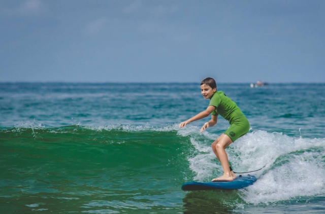  Surfcamps für Kinder 